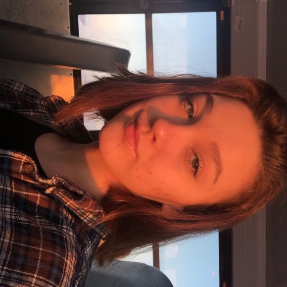 Meet your Posher, Ali - Picture 2 of 2